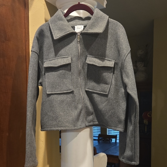 planet heart Jackets & Blazers - Planet Heart Gray Fleece Zip Up Crop Jacket